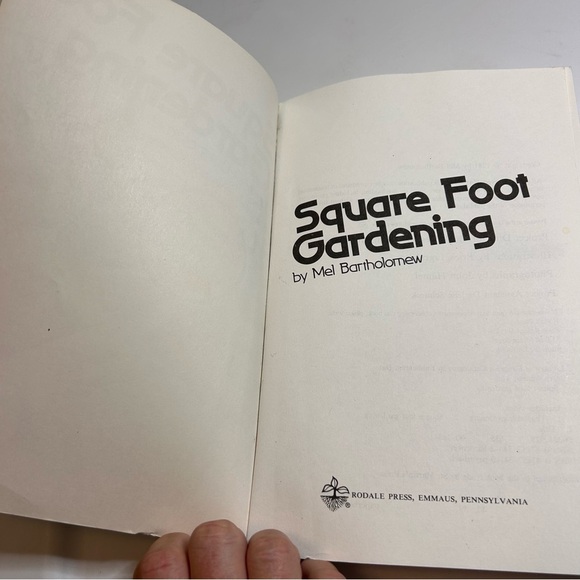 Square Foot Gardening Book by Mel Bartholomew - Picture 5 of 9